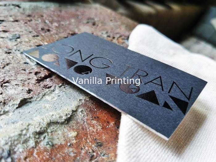 Fine Workmanship Foil Stamped Business Cards With SIlver Foil Edge
